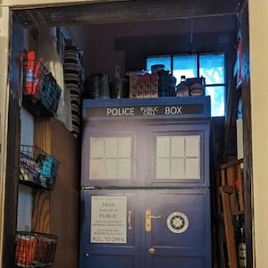 Self Adhesive Dr Who The Tardis Printed Vinyl Door Wrap Sticker Sticker For Home Decor, Door Mural Refrigerator Sticker Poster Art Wallpaper, 88 * 200cm