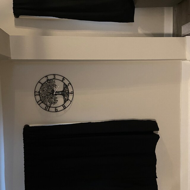 Grande albero della va orologio da parete in metallo nero