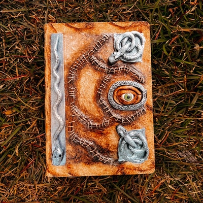 Printable HOCUS POCUS Spell Book Cover Halloween Decorations Decor ...