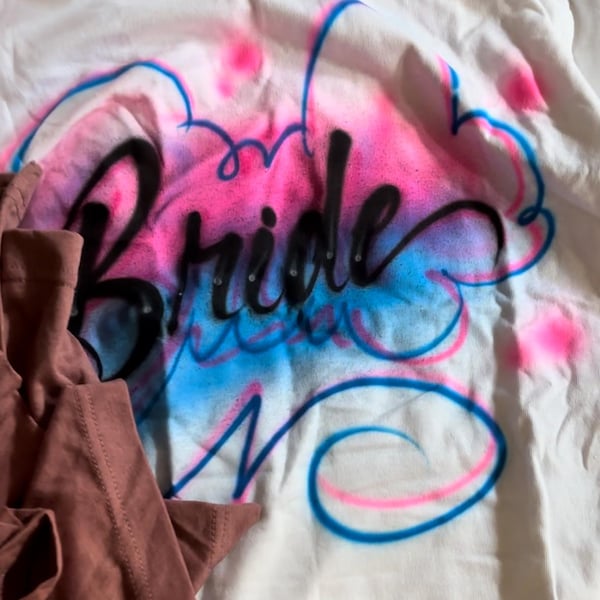 Graffiti Airbrush Love Print Women's Hoodie
