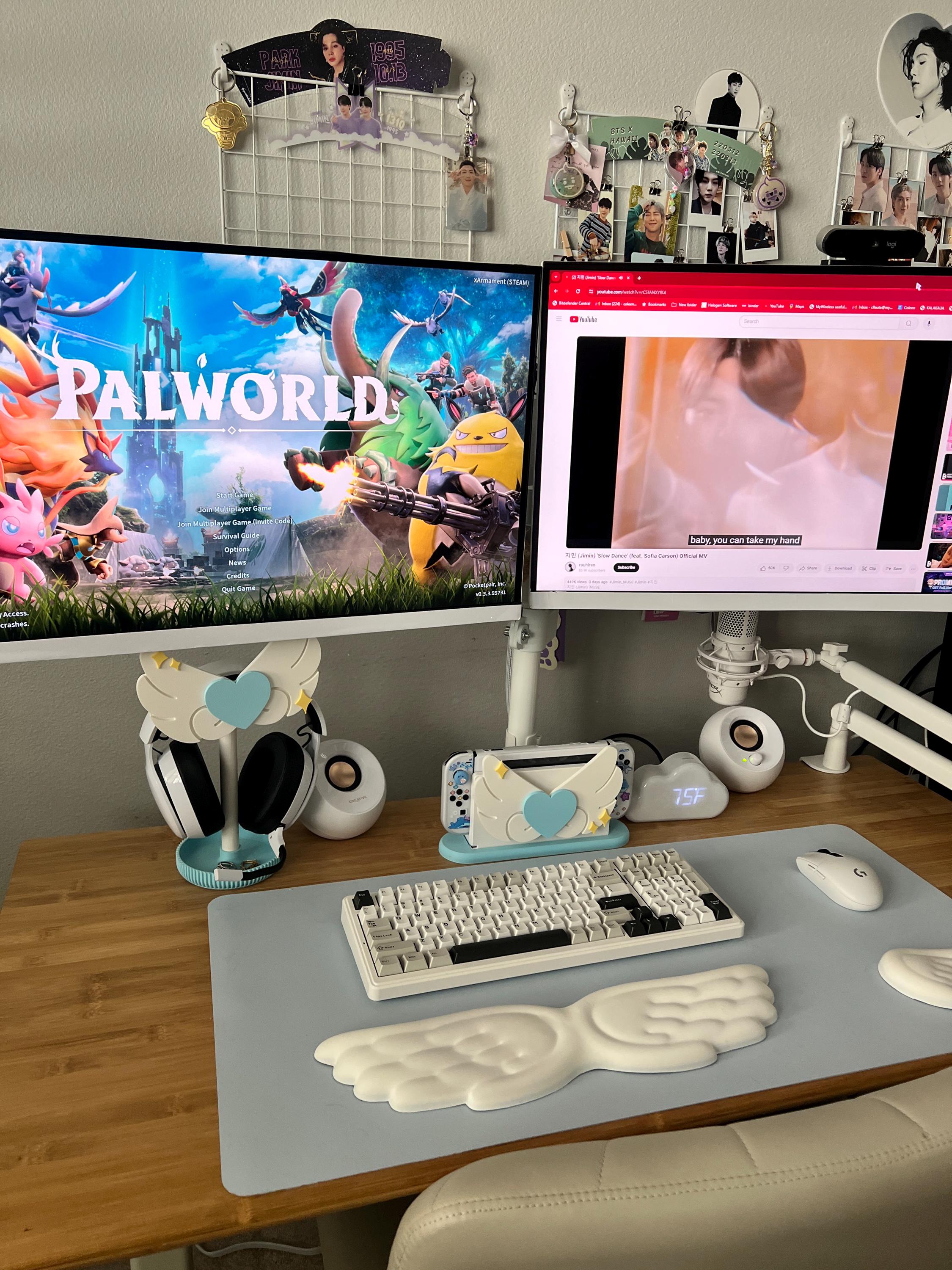 Angel Wings Headphone Stand - Elevate Your Desk Setup with Some Charm