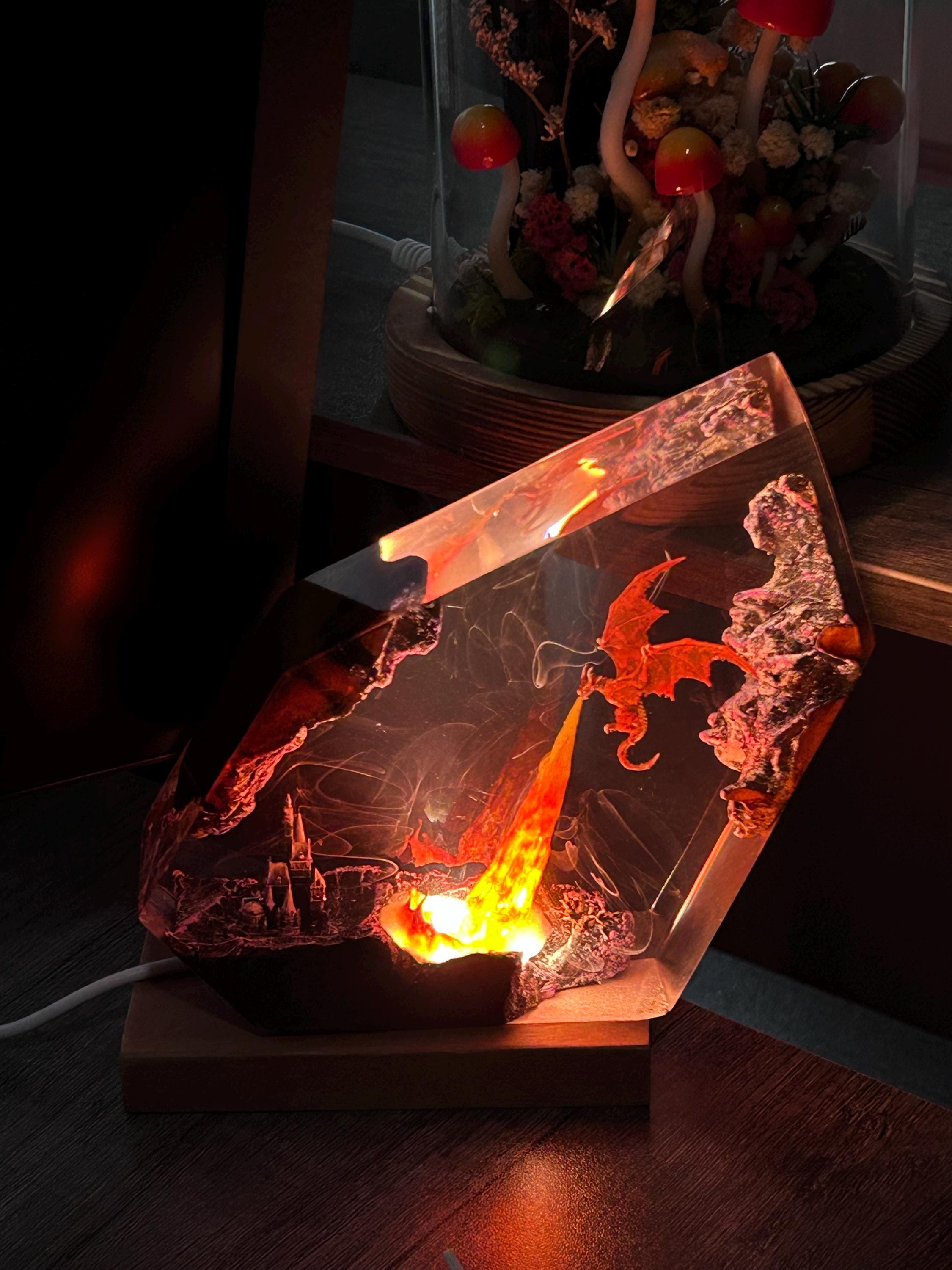 Fire breath dragon resin lamp, resin art, dragon art,dragon statue,table lamp,gift for him, gaming decoration, dragon lamp as Halloween gift