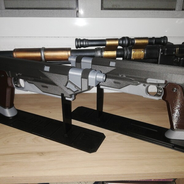 Predator Gauntlet Forearm Bomb Selfdestruction Cummunicator 3D Printed ...