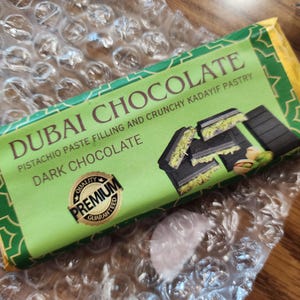 Dubai Chocolate Bar | Pistachio Kunafa Chocolate Bar