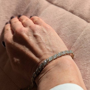 Anderetta added a photo of their purchase