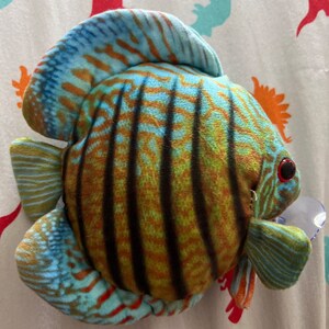 ディスカス ぬいぐるみ (6インチ) - Etsy 日本