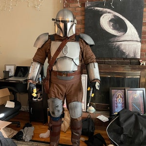 Rubies Costume Mandalorian Classic per ragazzi, Tuta stampata, mantello e maschera, Oficial Mandalorian Star Wars per Carnevale, Halloween, Natale e cumpleanno