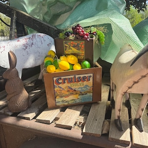Ancien panier caisse en bois des années 50 à fruits / légumes / pommes
