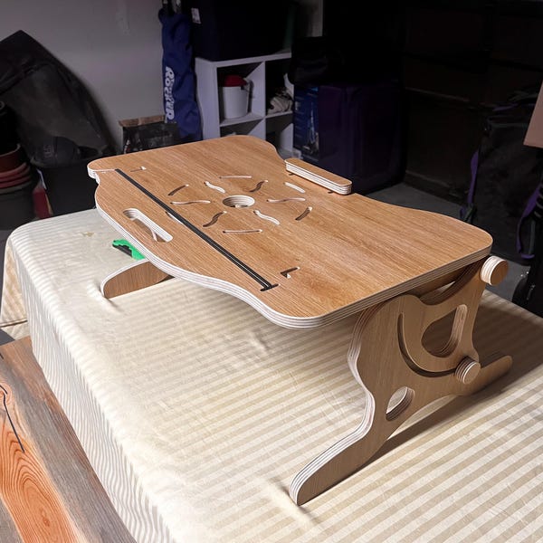 Laptop Desk for Comfortable Lying or Sitting, Eases Neck and Back ...