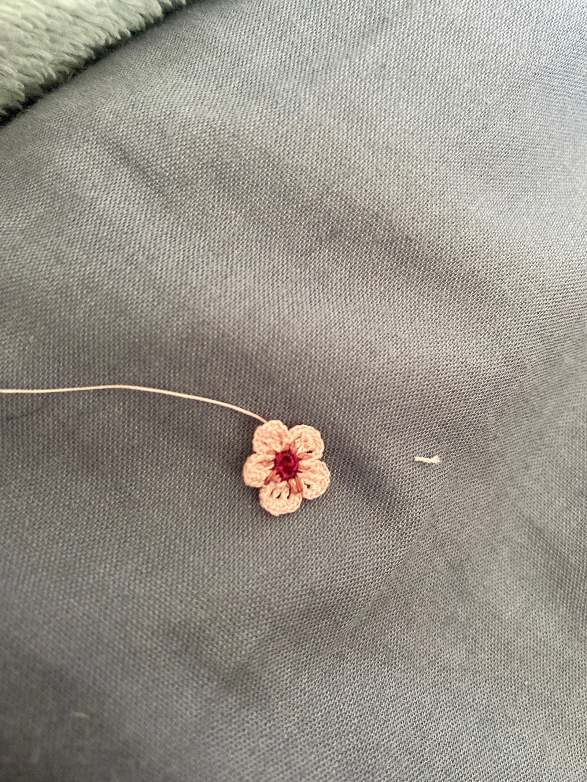 Micro crochet Forget me not and cherry blossom jewellery pattern, crochet flower making tutorial, crochet PDF pattern digital download