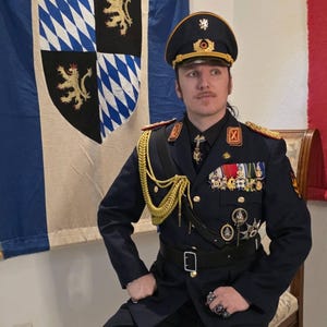 Karl hat ein Foto des gekauften Artikels hinzugefügt