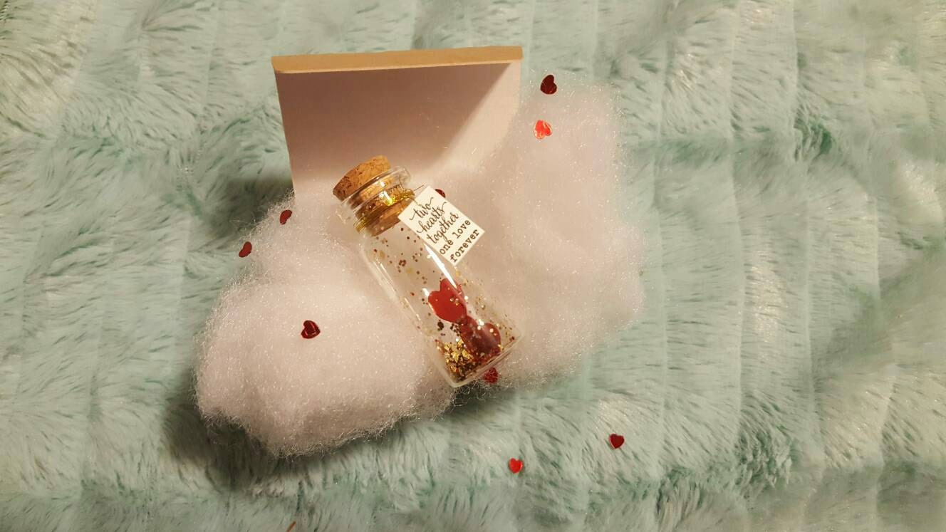 gift packaging Tiny Packages Thoughtful Gifts Packaging for bottle&#39;s message Personalised gift Valentine World&#39;s Smallest Package Miniature