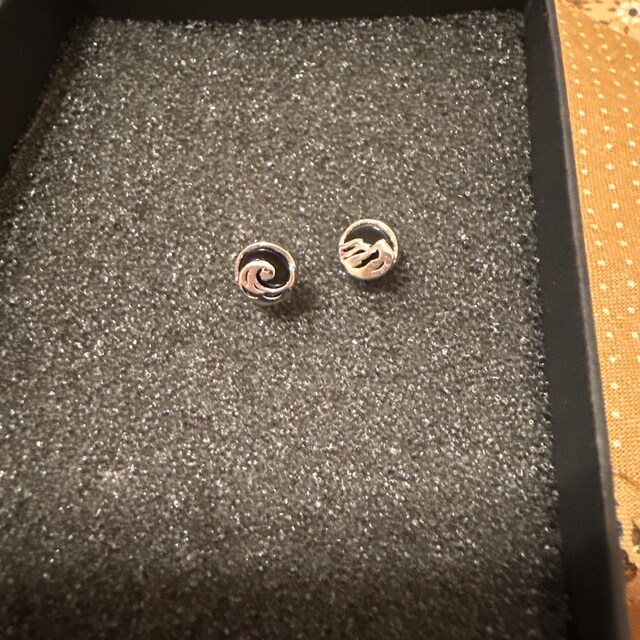 アクセサリー Petit Wave PAIR Pierced Earrings charlottechesnaisbominiwavever