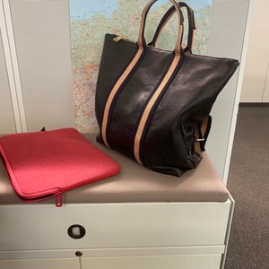 JASPER Rucksack Windel Schultertasche Tragerücksack Leder Handtasche 2 in 1  schwarz Ledertasche Laptop Bag stilistisch außergewöhnlich - .de