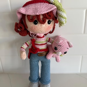 Mikelle added a photo of their purchase