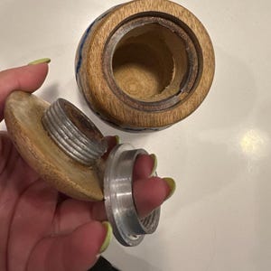 Taylor added a photo of their purchase