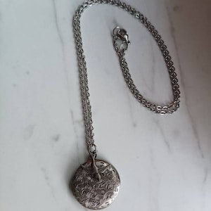 Dorine added a photo of their purchase