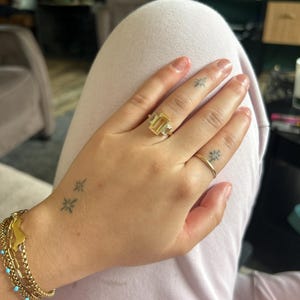 Chantal De leeuw added a photo of their purchase