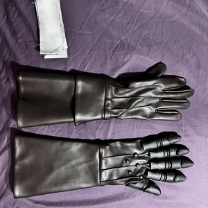 Cloud, Fantasy Remake inspired cosplay gloves with armored fingers