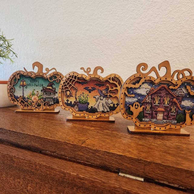 FREEBLOSS 4 Set Star Wooden Cross Stitch Kit With 5 Colors Embroidery Thread, Chip Pendant, Instruction And Hanging Ornament For Christmas