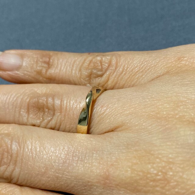 Vicky M added a photo of their purchase