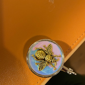 Rianne added a photo of their purchase