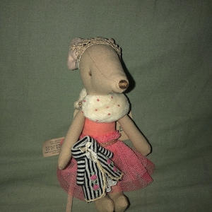 Karima Salvador added a photo of their purchase