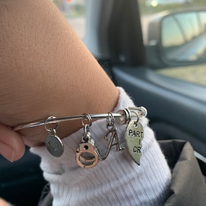 Arm and hammer best sale bracelet