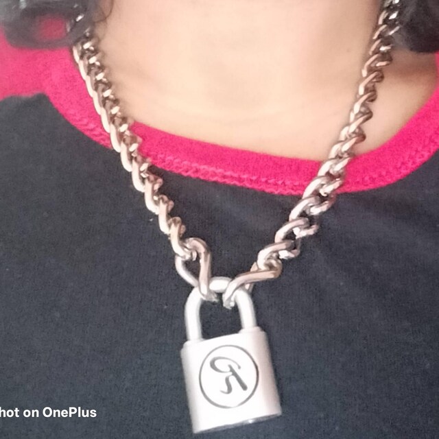 The Original Sid Vicious 'R' Padlock & Chain Necklace, INCLUDES