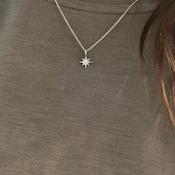 Solid Gold Daisy Necklace, Floral Design, Gold Flower Charm, Daisy Pendant, Flower Pendant ...