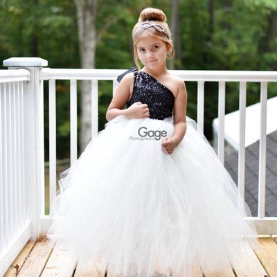 One Shoulder with Flower Flower Girl Dress White
