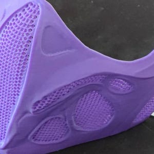 Decordsi küberpunk-stiilis 3D-prinditud mask, Irise kliendifoto