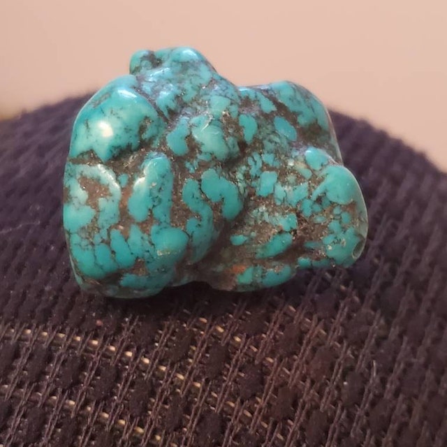 ターコイズ原石約600ｇ程度 ターコイズ 原石（宝石ルース、裸石） | ファッション のおすすめ人気