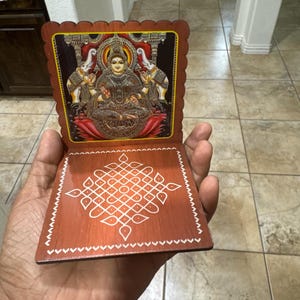Suhasni added a photo of their purchase