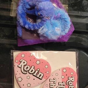Taylor added a photo of their purchase