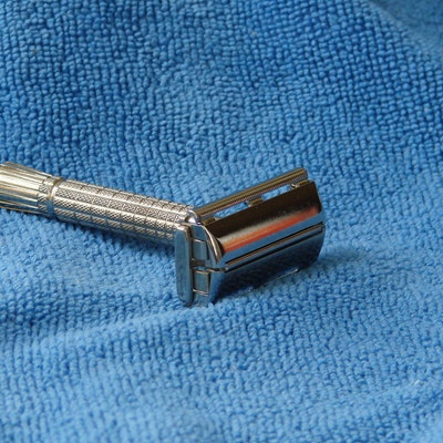 Vintage MINORA 5 Count Double Edge Razor Blades New in Package - Etsy