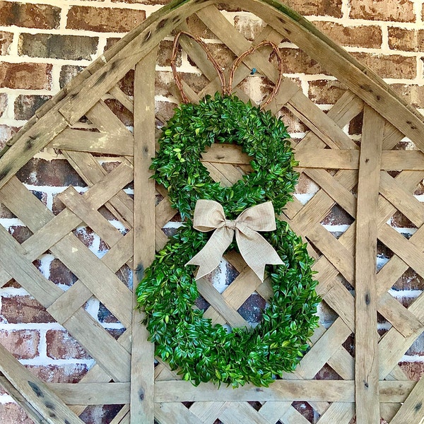 Fresh boxwood christmas wreaths