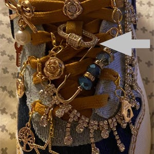Yolanda added a photo of their purchase