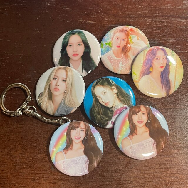 TWICE 特別なピンバックボタン - Etsy 日本