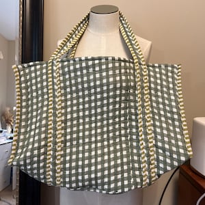 Victoria added a photo of their purchase