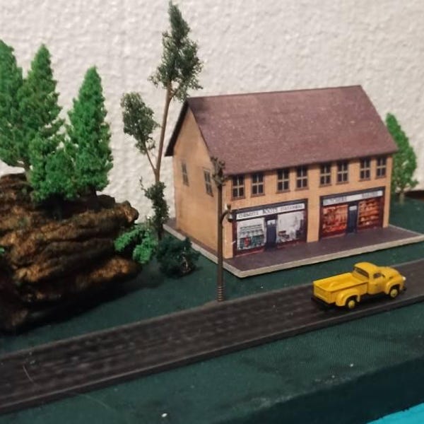 20+ N Gauge Model Card Buildings. Station, Houses, Shops and More ...