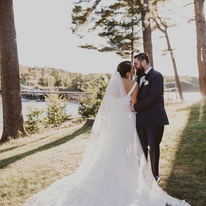 Posh Brides - Pearl Scattered Veil