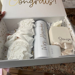 Tanjaray added a photo of their purchase