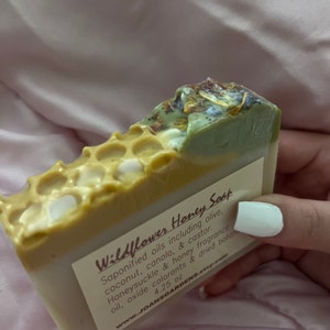 Maricielo added a photo of their purchase