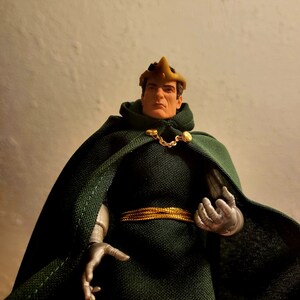 1/12 Dr Doom Wired Cloak and Tunic Set for Marvel Legend or