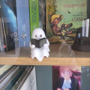 Hélène added a photo of their purchase