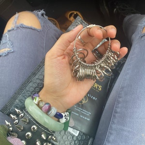 Taylor added a photo of their purchase