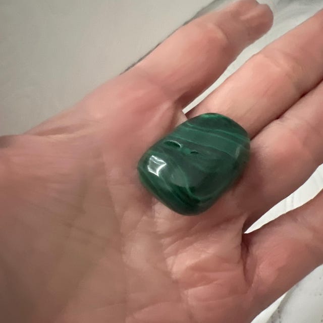 マラカイトタンブルストーン - 複数のサイズをご用意 - タンブル