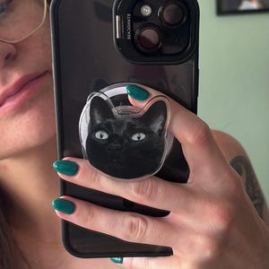 Demi added a photo of their purchase