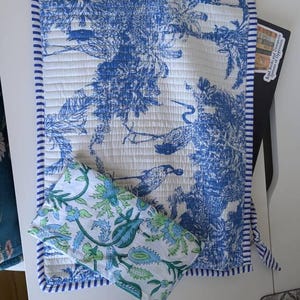 Émilie added a photo of their purchase